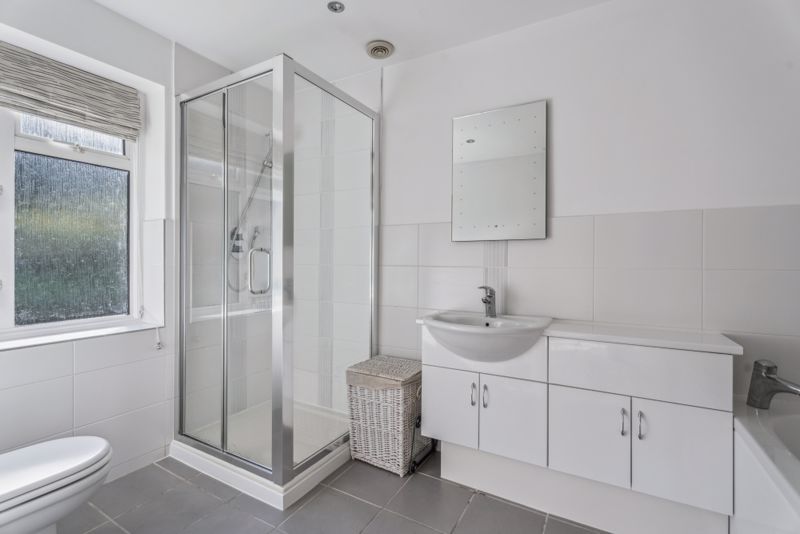 Photo 16- click for photo gallery